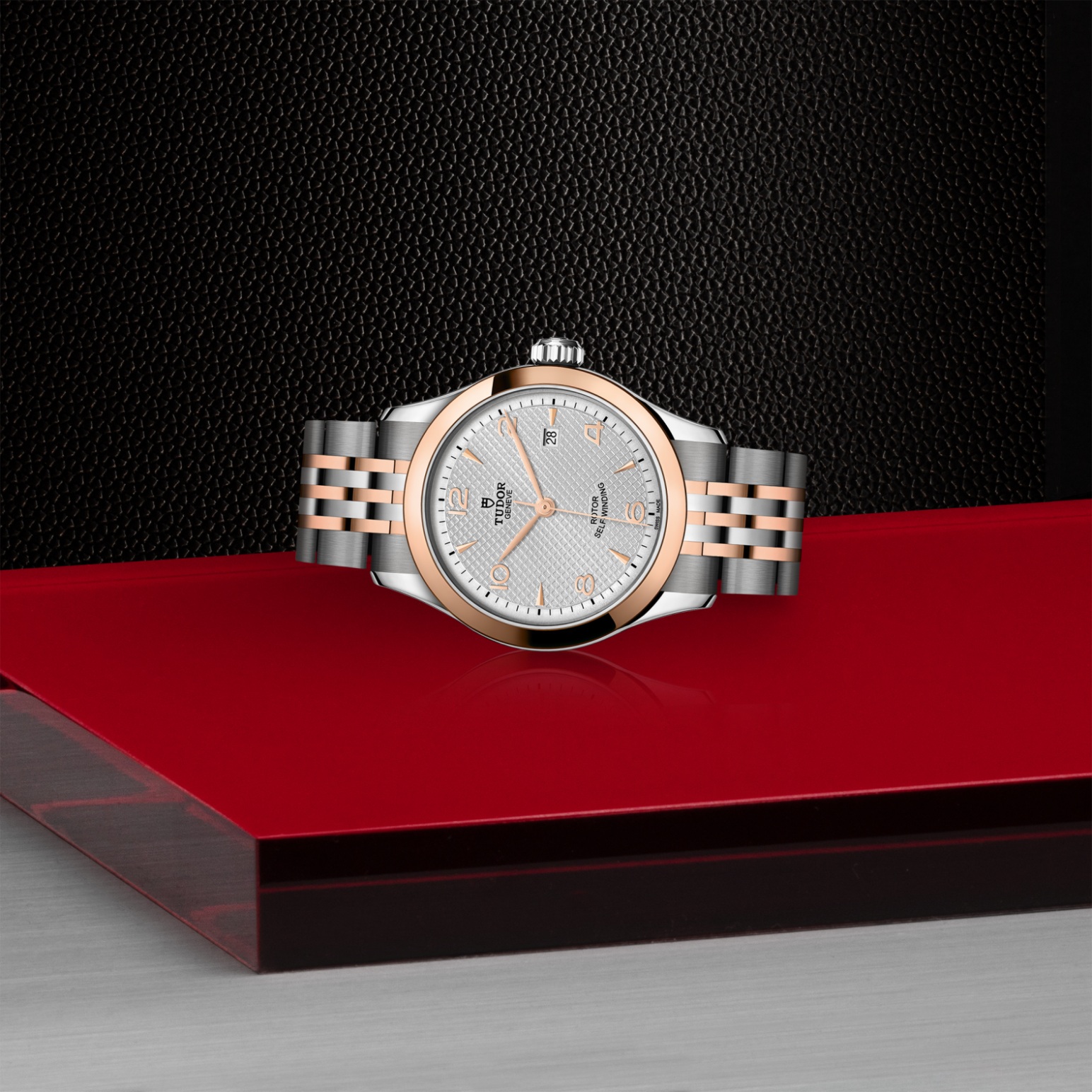 TUDOR 1926 - 4