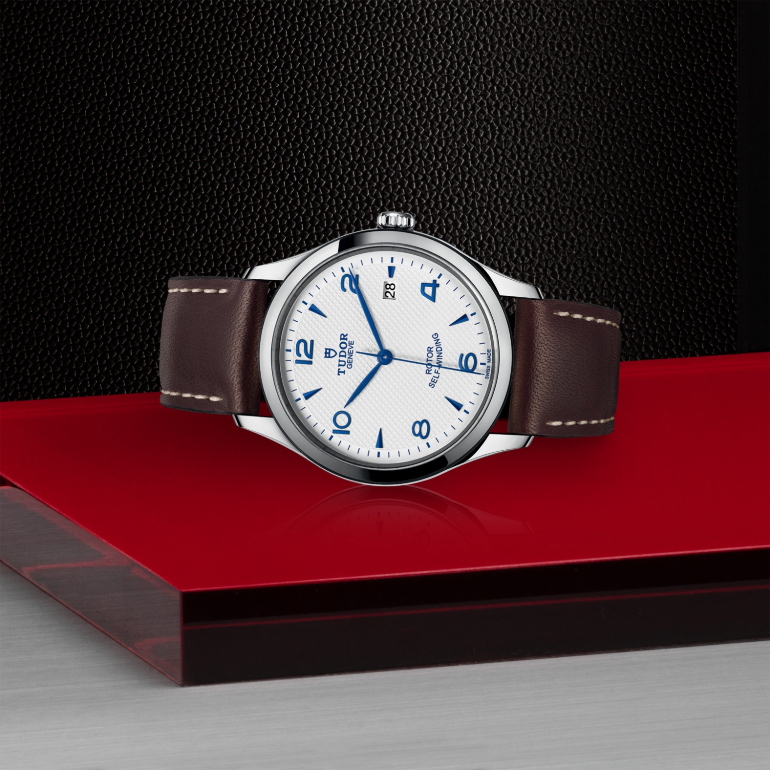 TUDOR 1926 - 4
