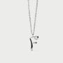 Collana con ciondolo in argento con l’iniziale F