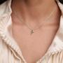 Collana con ciondolo in argento con l’iniziale F