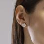 Orecchini a fiore in argento con zirconi