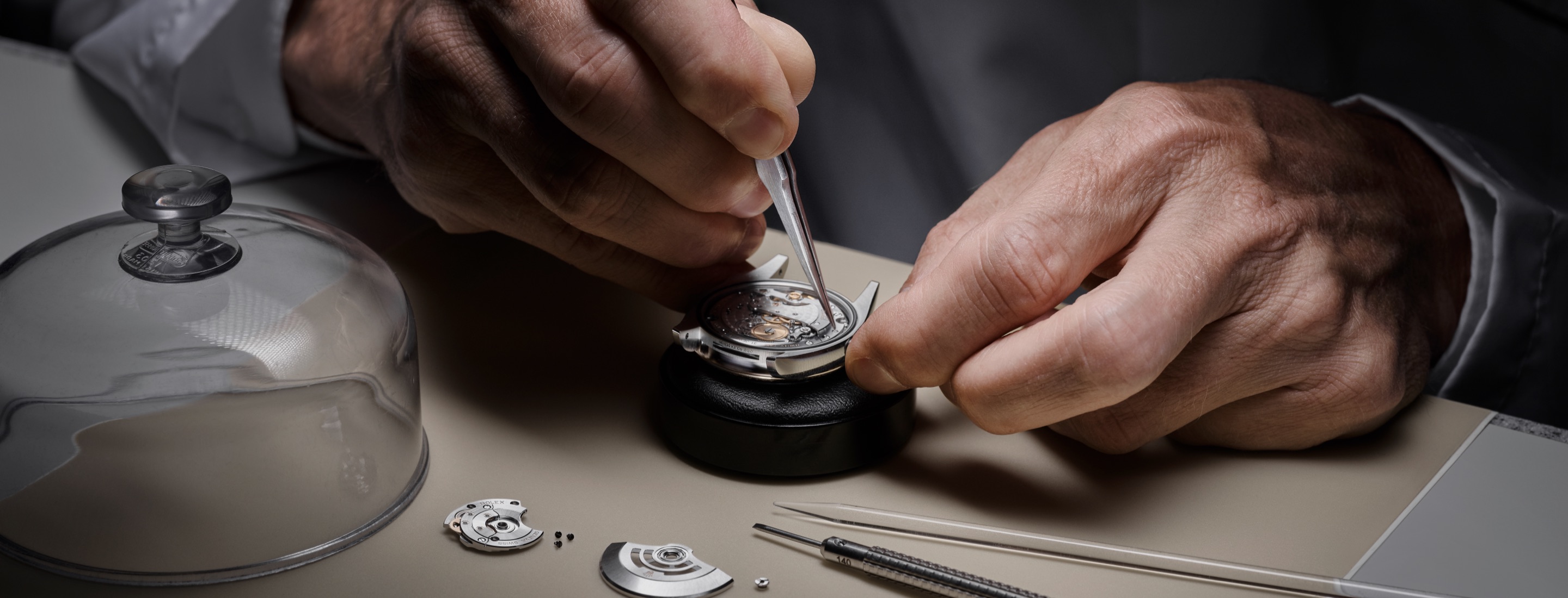 La procedura della revisione completa degli orologi Rolex - Gioielleria Benetti